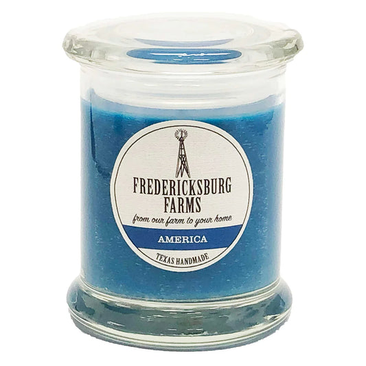 Fredericksburg Farms
America Candle (9 oz.)